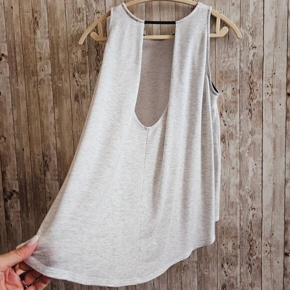 Guess active top - Picture 7 of 9